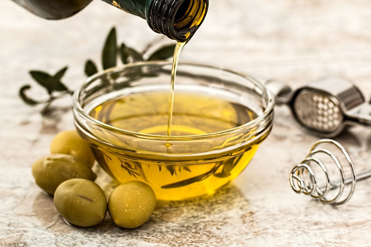 olivy olivový olej